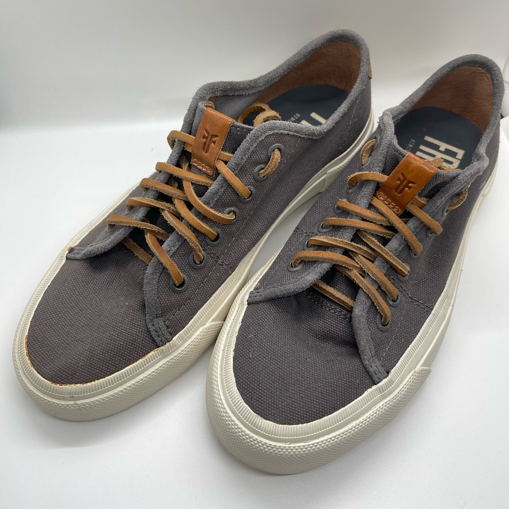 NBW Men’s size 8 Frye grey sneakers